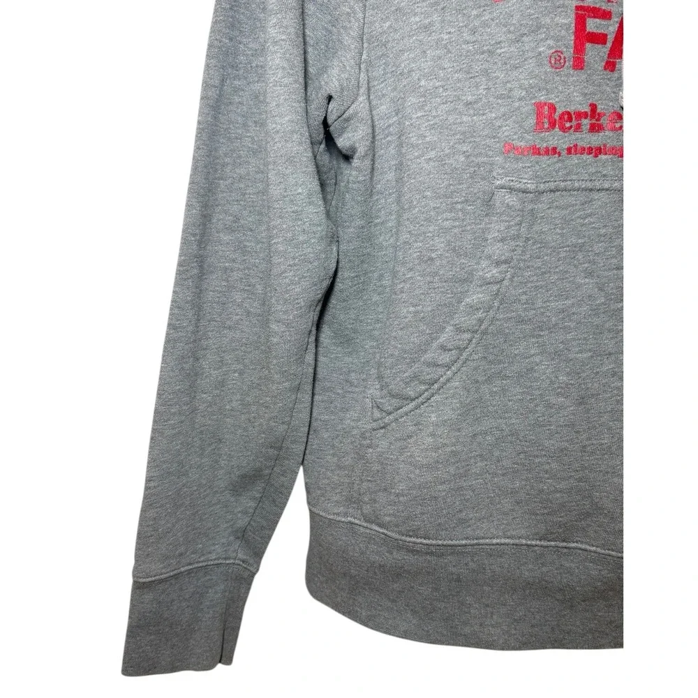 The North Face Berkeley Calif‎ USA Gray Red Logo Hoodie Sweatshirt Mens Small